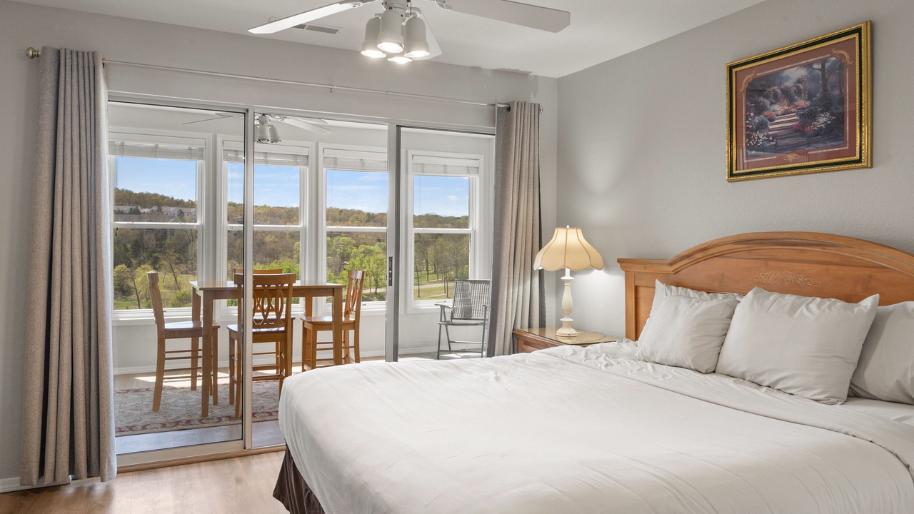 Photo of Bedroom in Branson