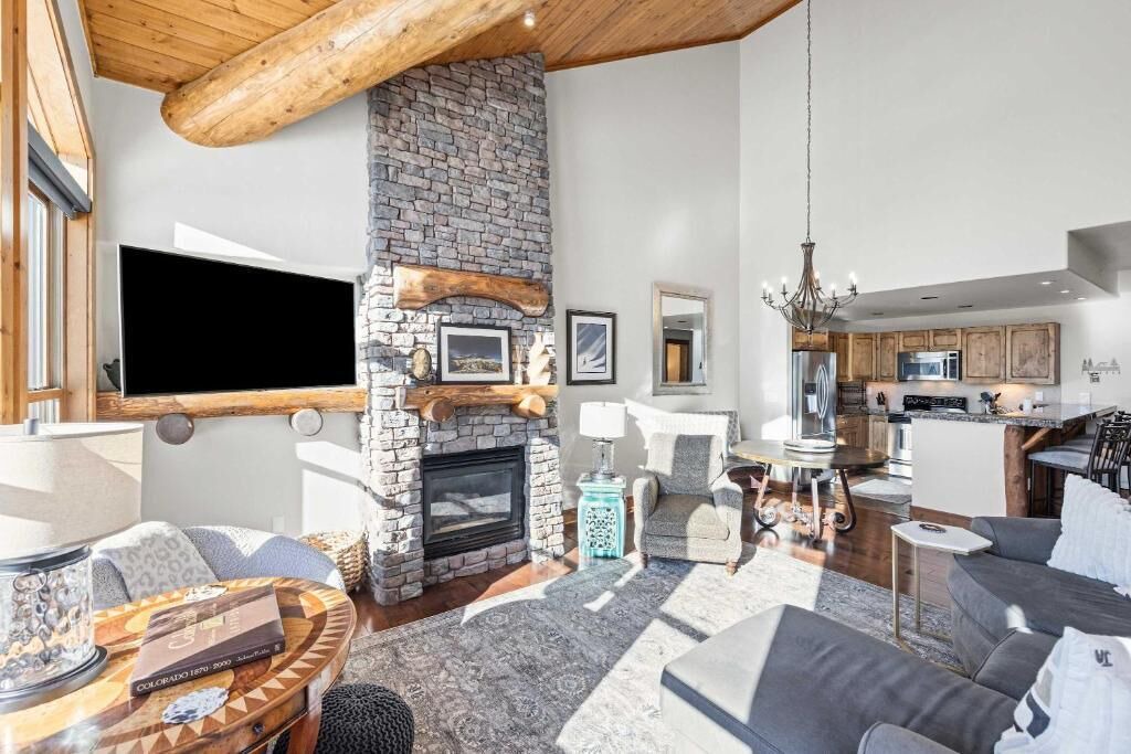 Photo of Livingroom in Mount Crested Butte