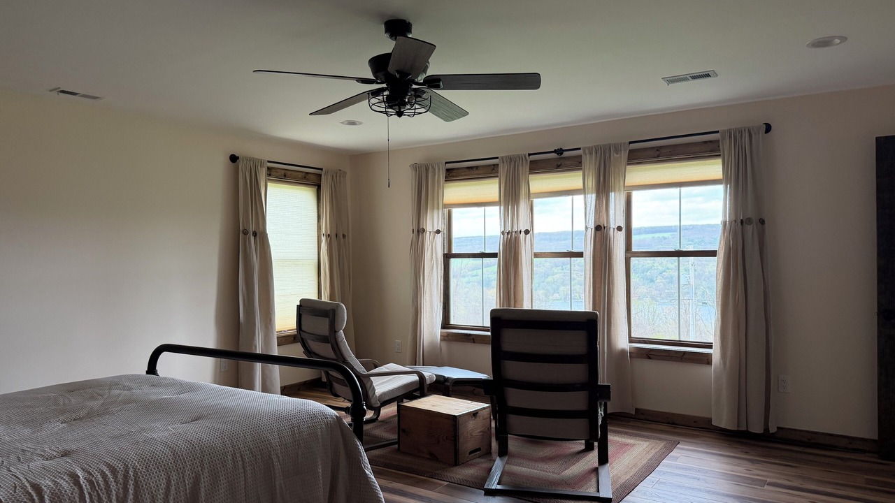 Photo of Bedroom in Town of Jerusalem