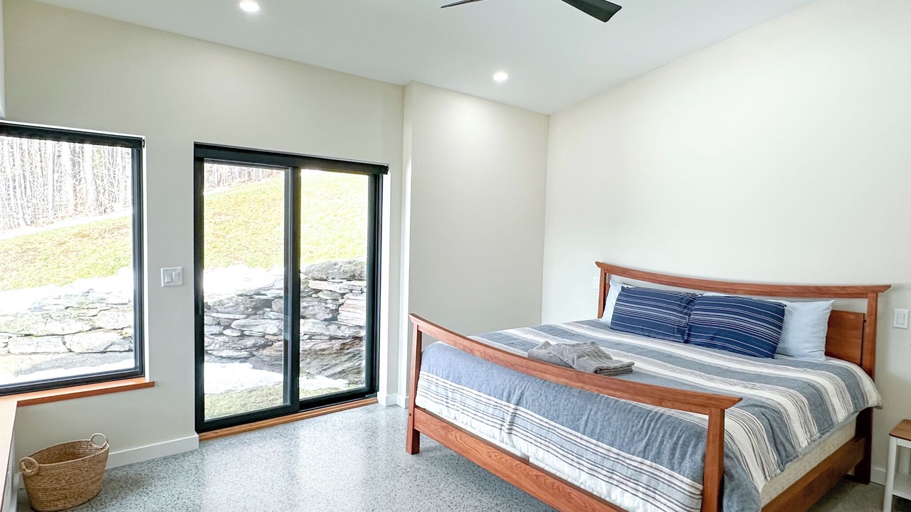 Photo of Bedroom in Warren