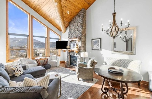 Mount Crested Butte Apartment | Traverse Hospitality