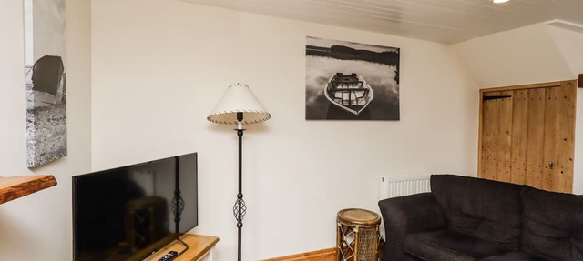 2 Burnside Place in Kirkcudbright