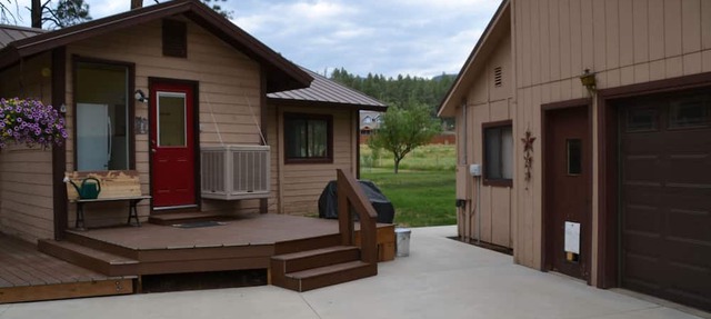 Cozy Cabin in the Pines! Beautiful property with lots of space! in Durango