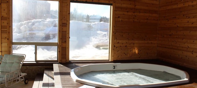 Brian Head Timberbrook Studio close to ski slopes sleeps 4 in Brian Head