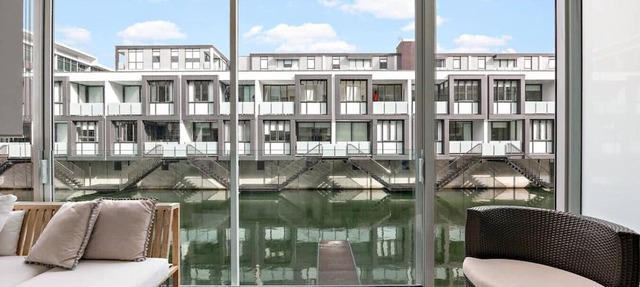 Lighter Quay Waterfront Living at Its Finest 3 Bed in Auckland