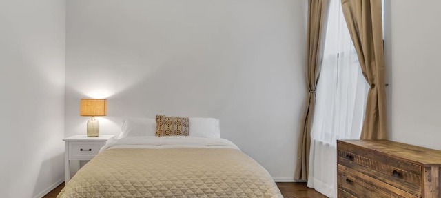 Huge True 3/2 Columbus Circle/Times Sq./Central Park. Entire Floor. Back patio in New York